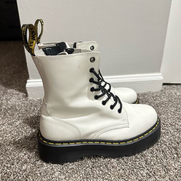 Dr. Martens Jadon White Eight Eye Boots Sz 9 main image 7